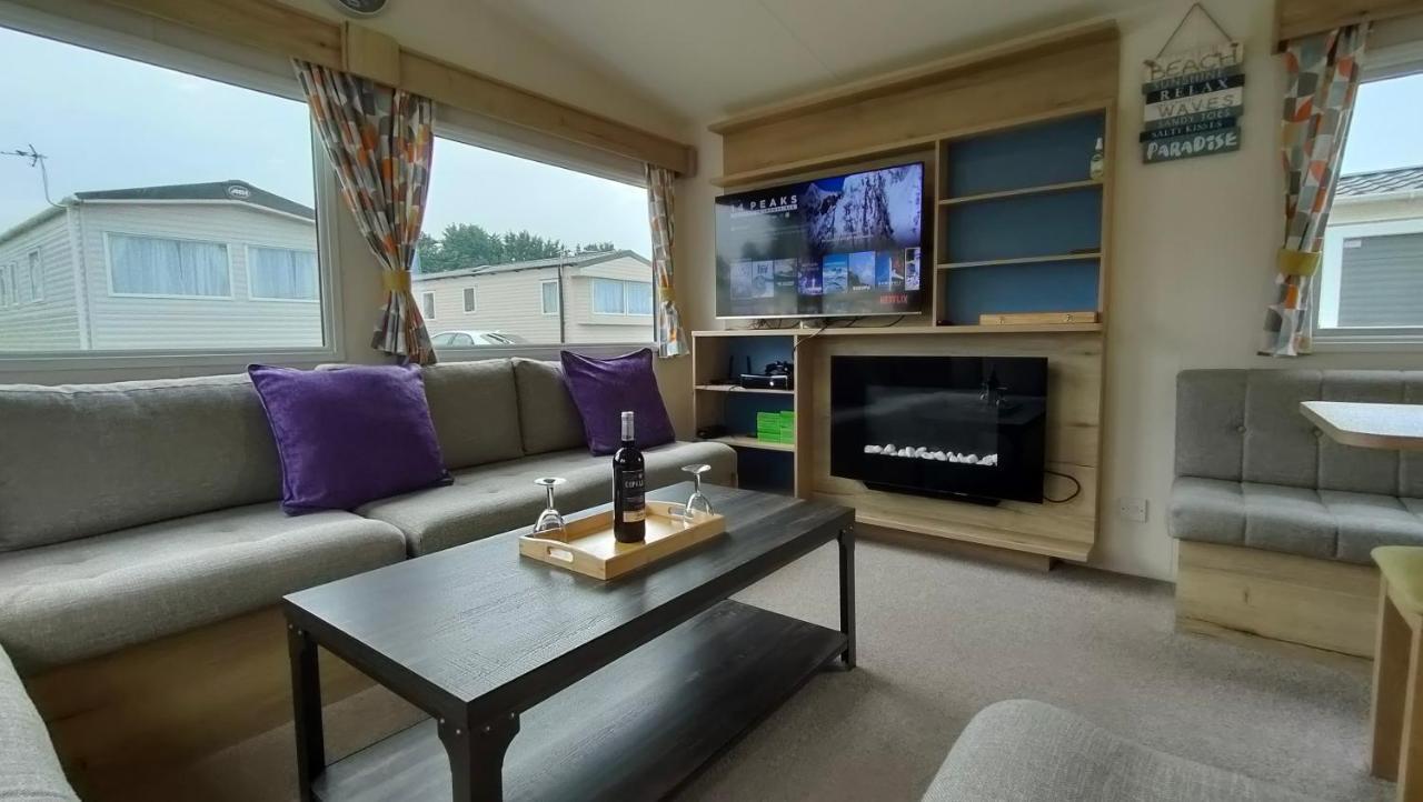 3 Bedroom Stylish Caravan - Vans With Business Sign Not Allowed Port Seton Eksteriør billede